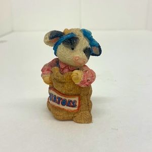 Enesco Original 1994 “Winning By A Country Mile”
